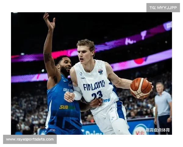 马尔卡宁FIBA赛场爆发背后 NBA赛季场均骤降6.6分引发摆烂猜测 马尔卡宁FIBA赛场爆发背后 NBA赛季场均骤降6.6分引发摆烂猜测